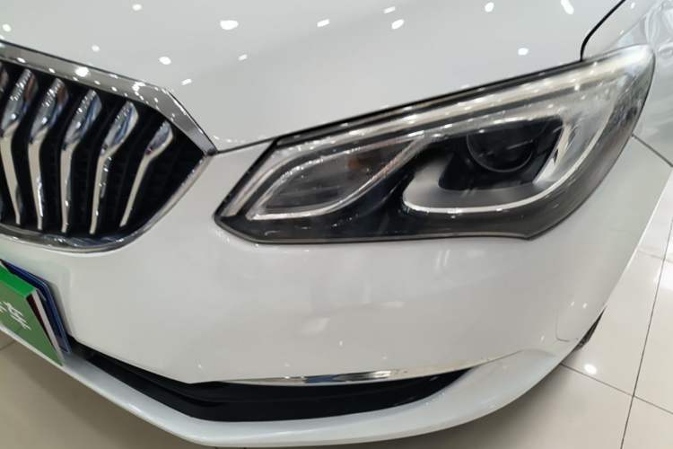 Used Buick GT 2016 15N Automatic Elite Edition Left Front Headlight