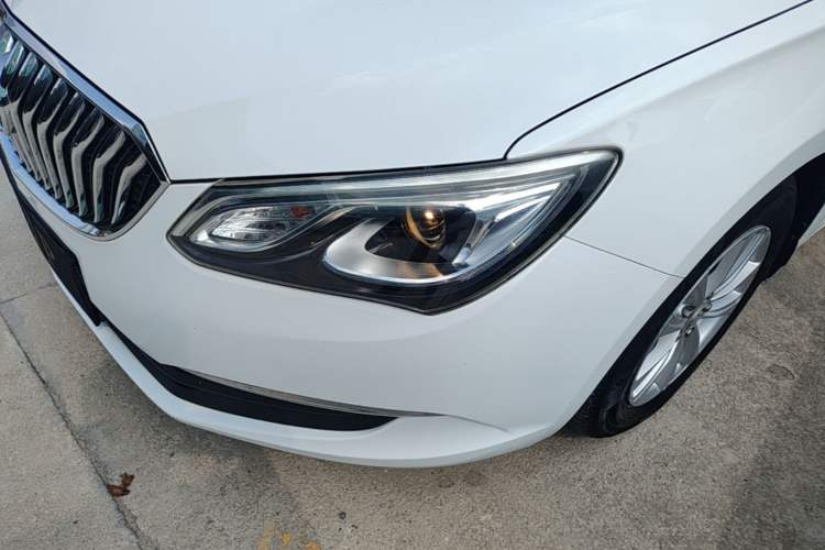 Used Buick GT 2016 15N Manual Entry-Level Trim Left Front Headlight