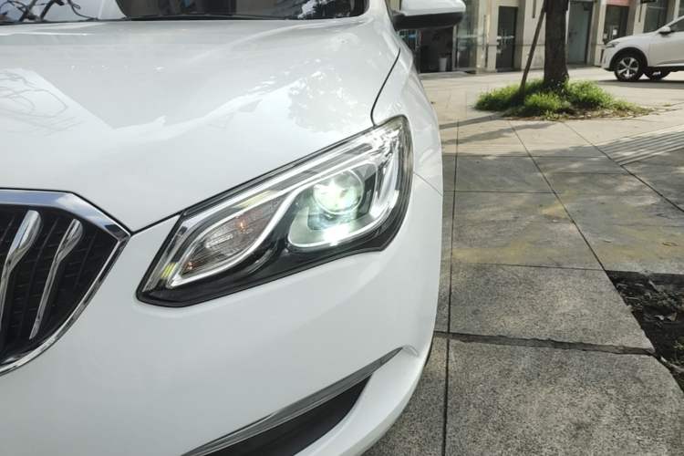 Used Buick GT 2016 15N Automatic Entry-Level Trim Left Front Headlight