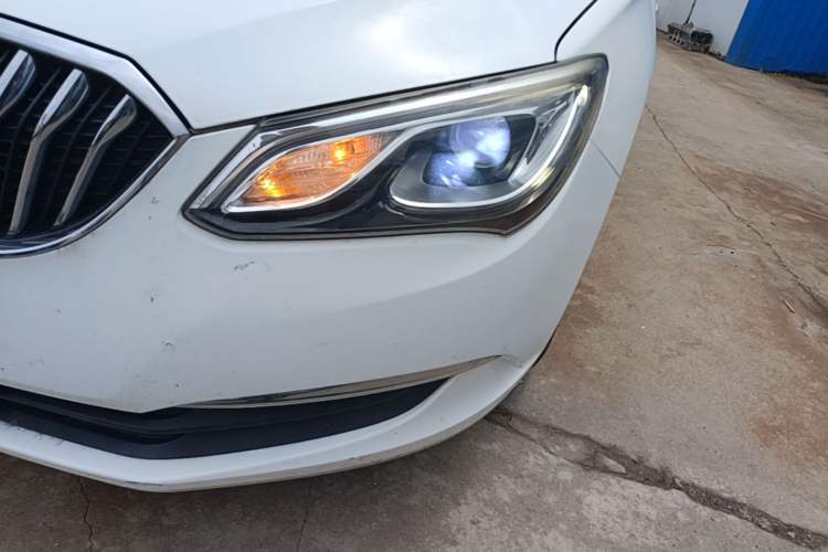 Used Buick GT 2016 15N Automatic Entry-Level Trim Left Front Headlight