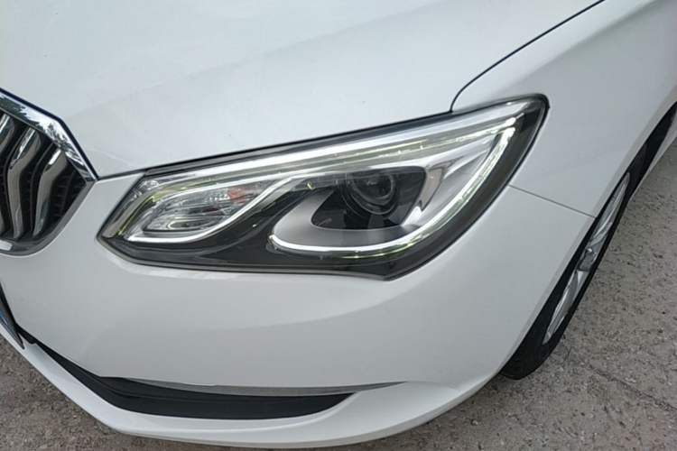 Used Buick GT 2016 15N Automatic Entry-Level Trim Left Front Headlight