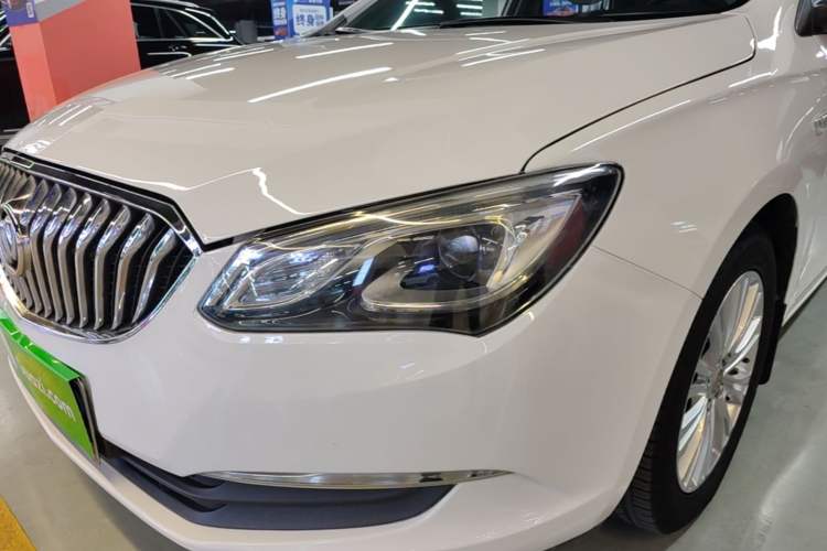 Used Buick GT 2016 15N Automatic Elite Edition Left Front Headlight