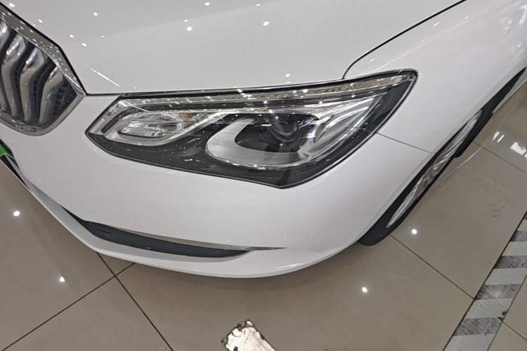 Used Buick GT 2016 15N Automatic Elite Edition Left Front Headlight
