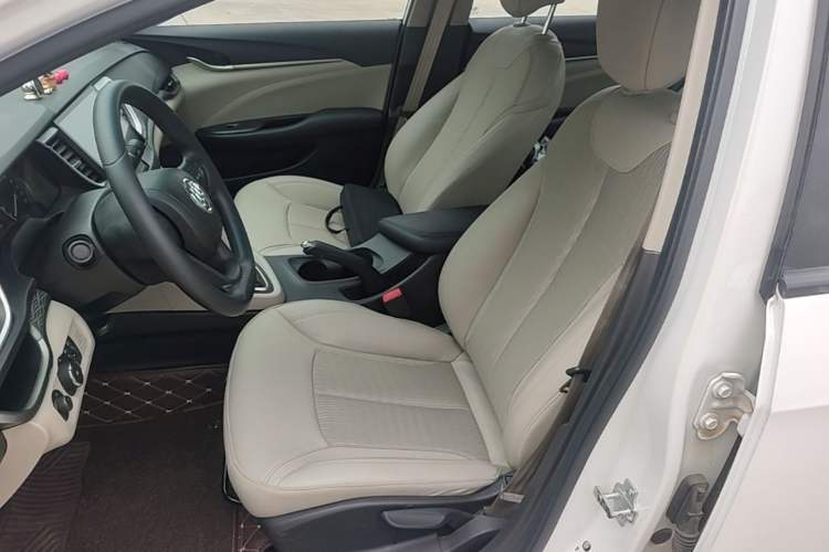 Used Buick GT 2016 15N Automatic Elite Edition Left Front Seat