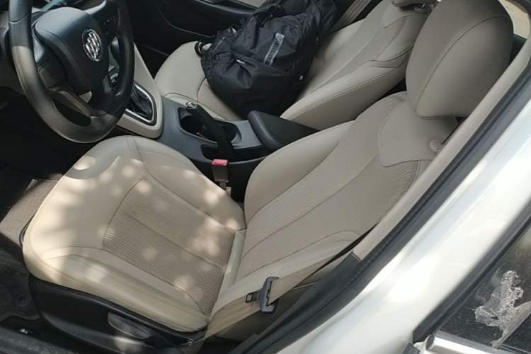 Used Buick GT 2016 15N Automatic Elite Edition Left Front Seat