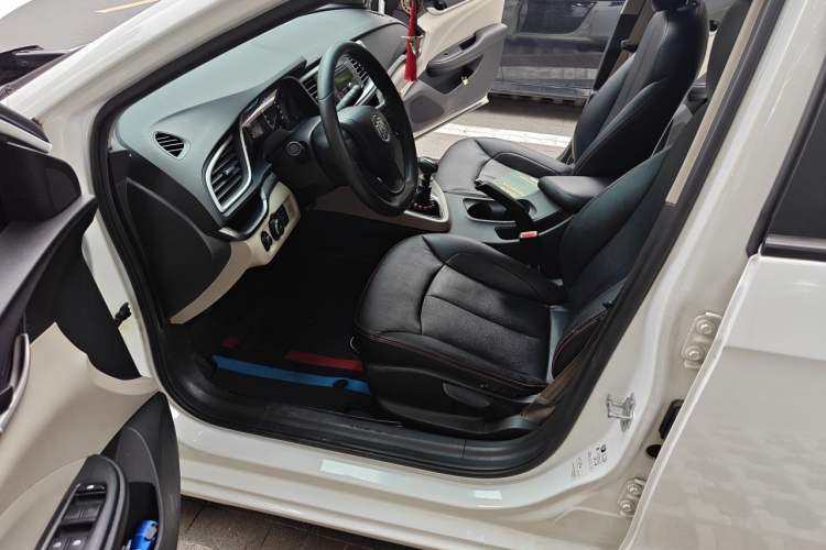Used Buick GT 2016 15N Manual Entry-Level Trim Left Front Seat