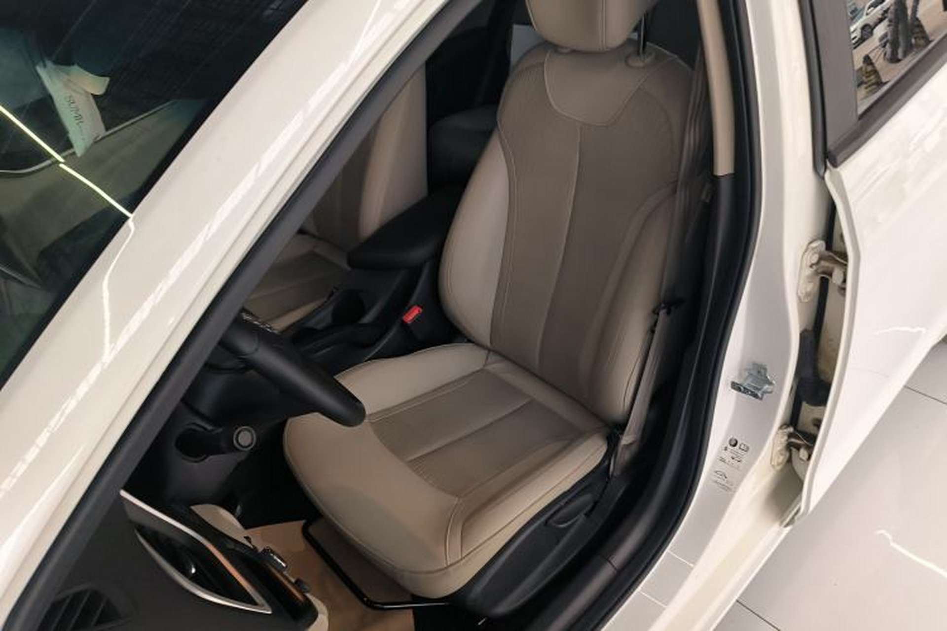Used Buick GT 2016 15N Automatic Elite Edition Left Front Seat