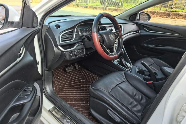 Used Buick GT 2016 15N Automatic Luxury Edition Left Front Seat