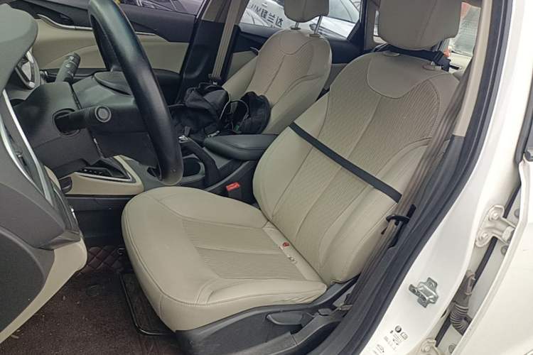 Used Buick GT 2016 15N Automatic Elite Edition Left Front Seat