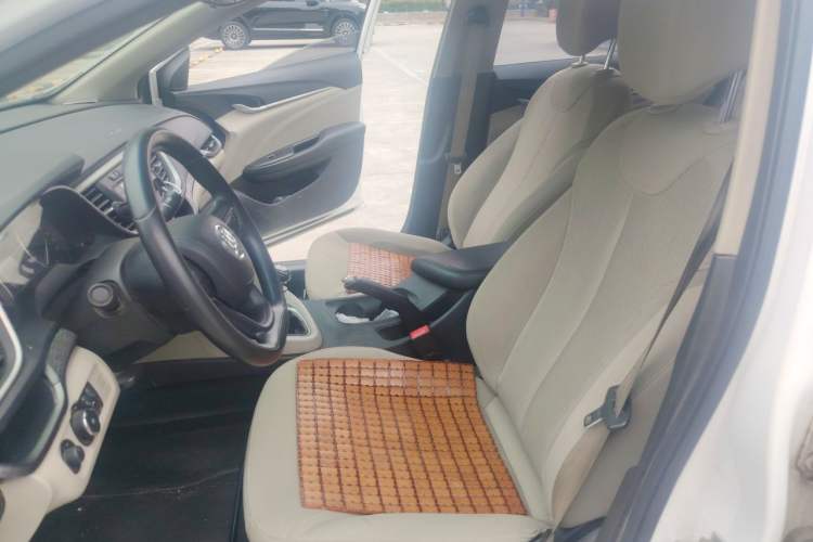 Used Buick GT 2016 15N Manual Entry-Level Trim Left Front Seat