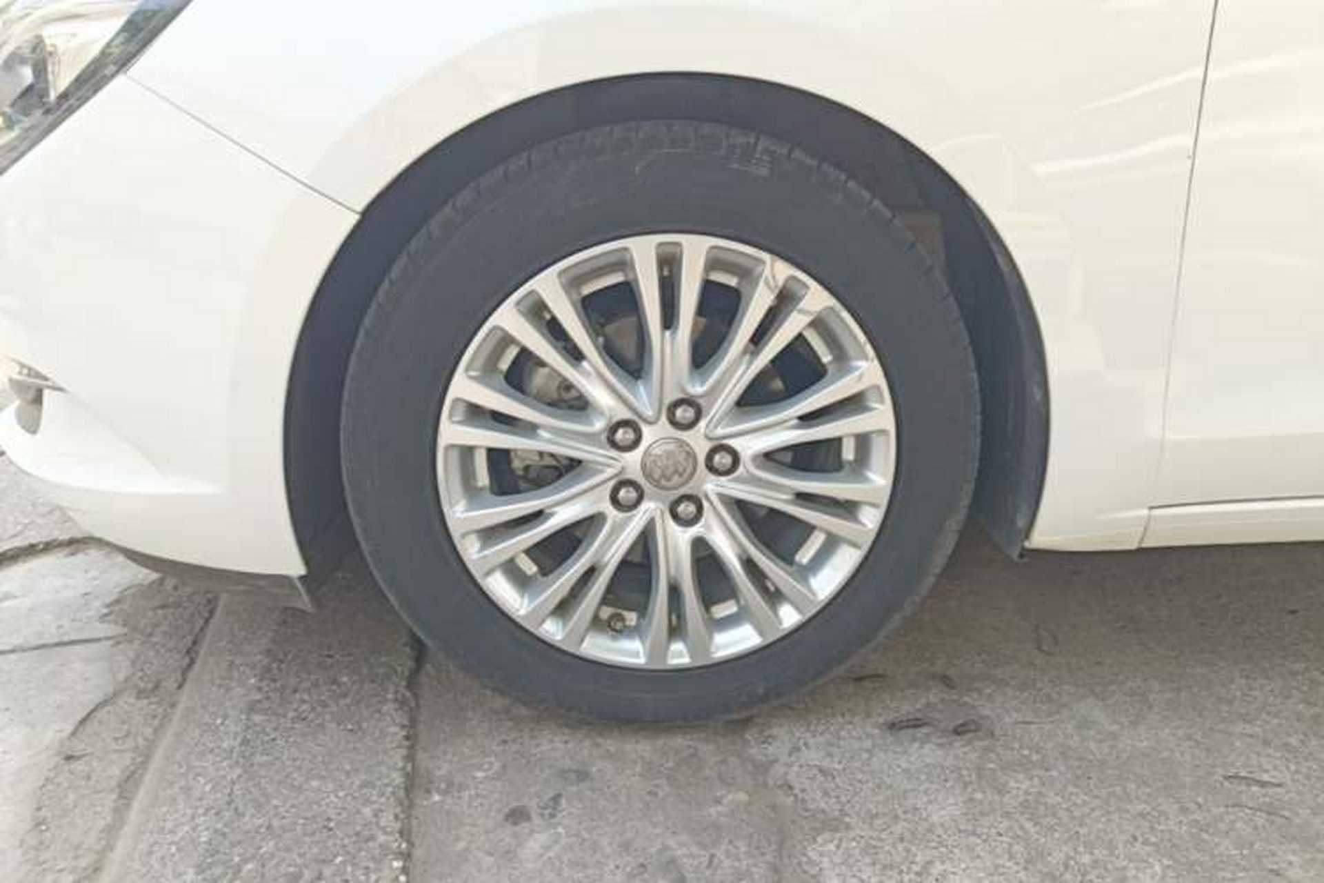 Used Buick GT 2016 15N Automatic Elite Edition Left Front Wheel Hub