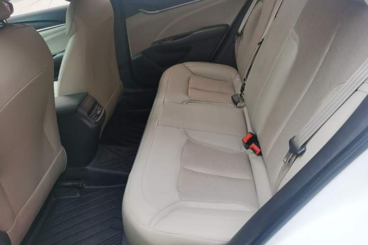 Used Buick GT 2016 18T Dual-Clutch Elite Model Left Rear Seat