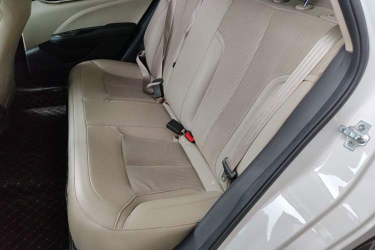 Used Buick GT 2016 18T Dual-Clutch Elite Model Left Rear Seat