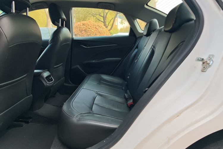 Used Buick GT 2016 18T Dual-Clutch Luxury Model Left Rear Seat