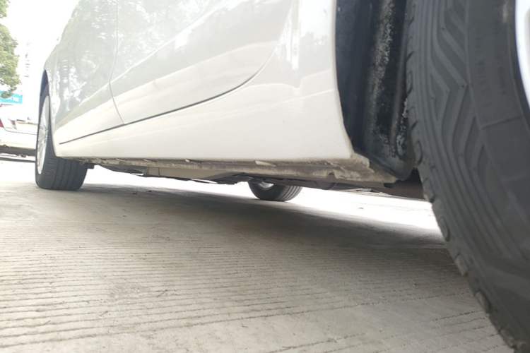 Used Buick GT 2016 15N Automatic Elite Edition Left Side Sill