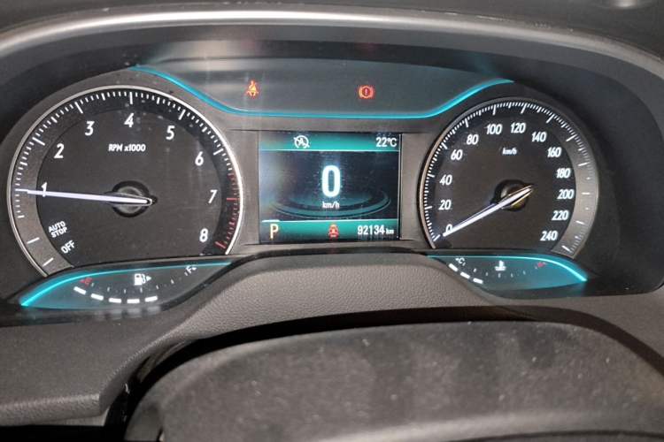 Used Buick GT 2016 15N Automatic Luxury Edition Odometer Close Up