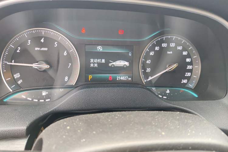 Used Buick GT 2016 15N Automatic Elite Edition Odometer Close Up