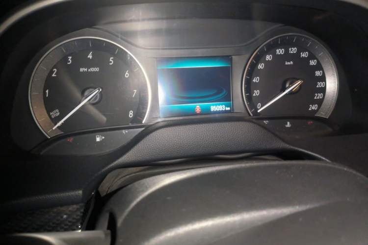 Used Buick GT 2016 15N Automatic Luxury Edition Odometer Close Up