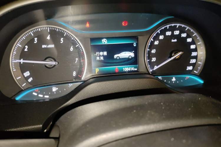 Used Buick GT 2016 15N Automatic Elite Edition Odometer Close Up