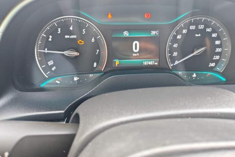 Used Buick GT 2016 18T Dual-Clutch Luxury Model Odometer Close Up