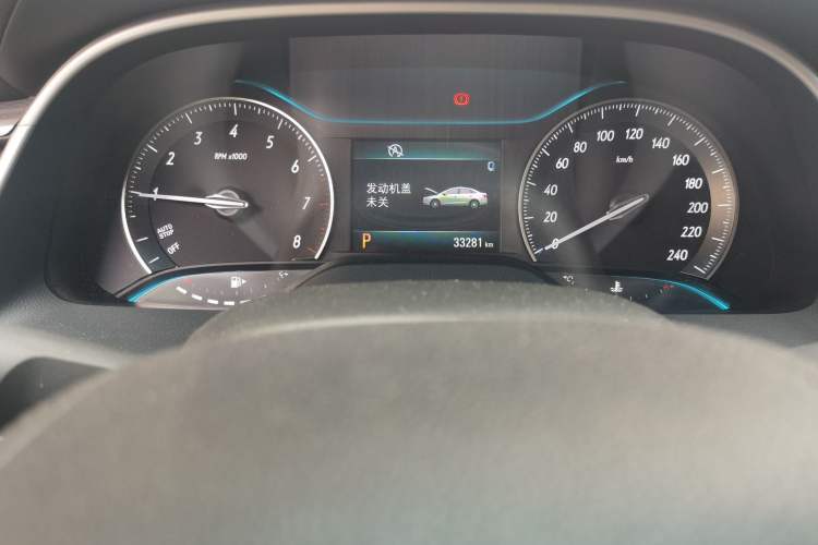 Used Buick GT 2016 15N Automatic Elite Edition Odometer Close Up