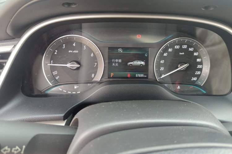 Used Buick GT 2016 15N Automatic Elite Edition Odometer Close Up