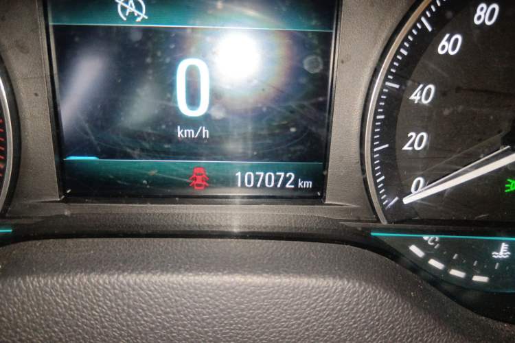 Used Buick GT 2016 15N Manual Elite Edition Odometer Close Up
