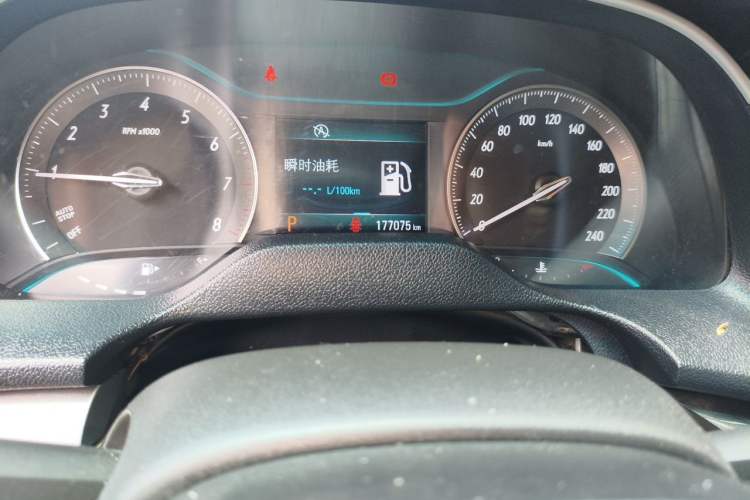 Used Buick GT 2016 15N Automatic Elite Edition Odometer Close Up