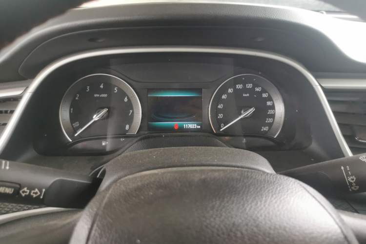 Used Buick GT 2016 18T Dual-Clutch Luxury Model Odometer Close Up