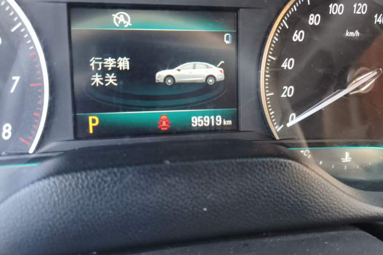 Used Buick GT 2016 15N Automatic Elite Edition Odometer Close Up