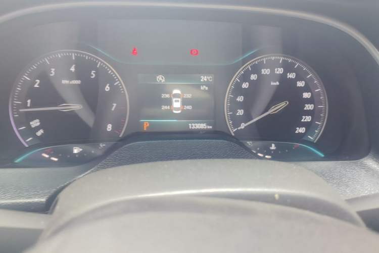 Used Buick GT 2016 15N Automatic Luxury Edition Odometer Close Up