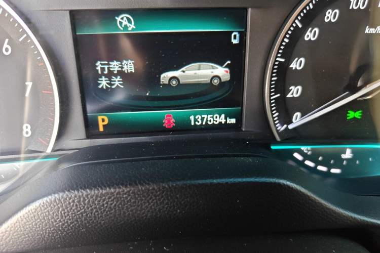 Used Buick GT 2016 15N Automatic Elite Edition Odometer Close Up