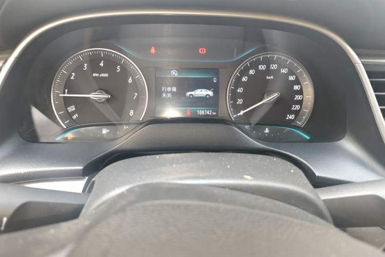 Used Buick GT 2016 15N Manual Elite Edition Odometer Close Up