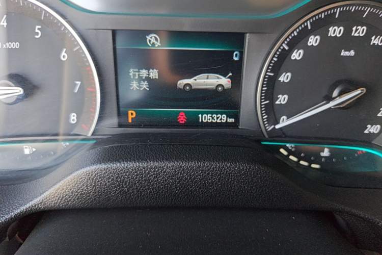 Used Buick GT 2016 15N Automatic Elite Edition Odometer Close Up