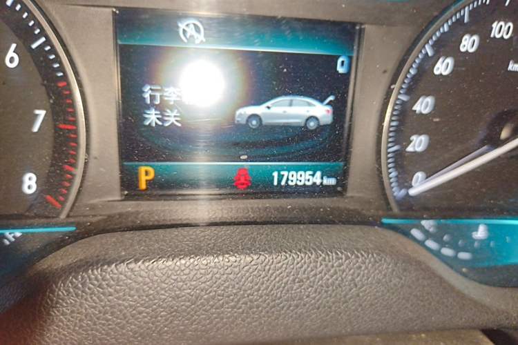 Used Buick GT 2016 15N Automatic Elite Edition Odometer Close Up