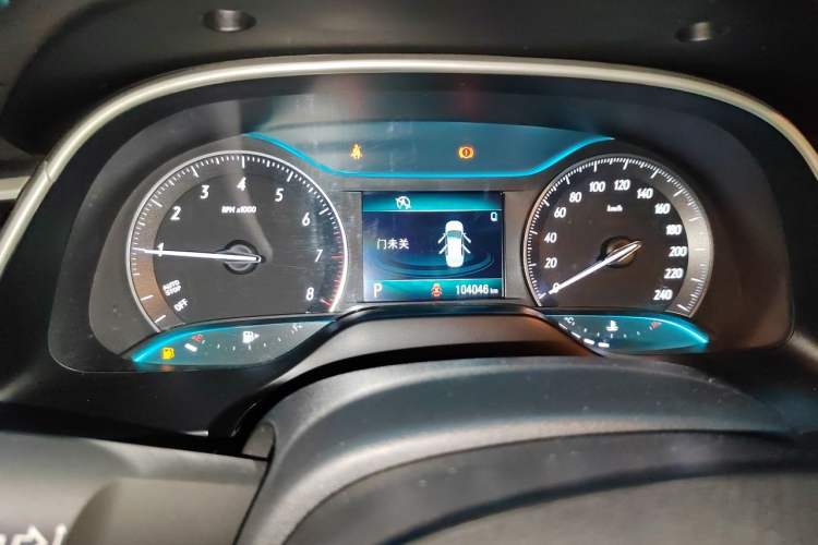 Used Buick GT 2016 15N Automatic Elite Edition Odometer Close Up