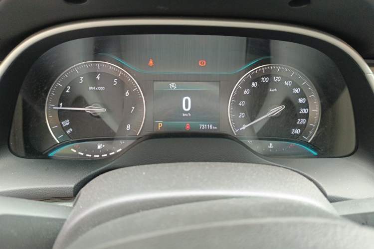 Used Buick GT 2016 15N Automatic Elite Edition Odometer Close Up