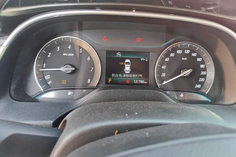 Used Buick GT 2016 15N Automatic Elite Edition Odometer Close Up