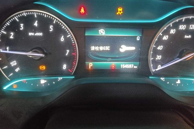Used Buick GT 2016 15N Automatic Elite Edition Odometer Close Up