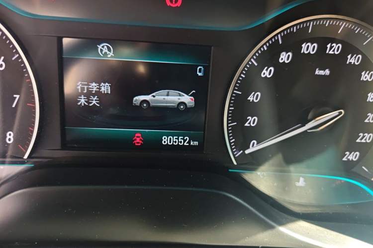 Used Buick GT 2016 15N Manual Elite Edition Odometer Close Up