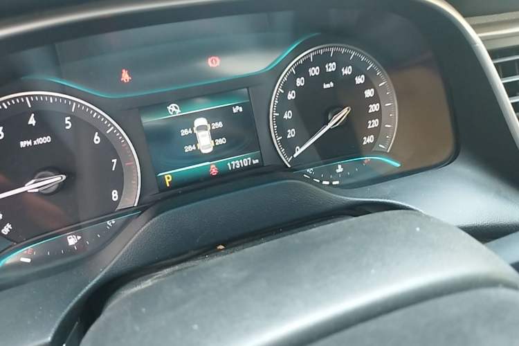 Used Buick GT 2016 15N Automatic Elite Edition Odometer Close Up
