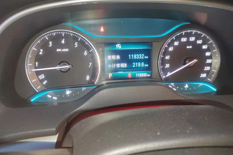 Used Buick GT 2016 15N Automatic Elite Edition Odometer Close Up