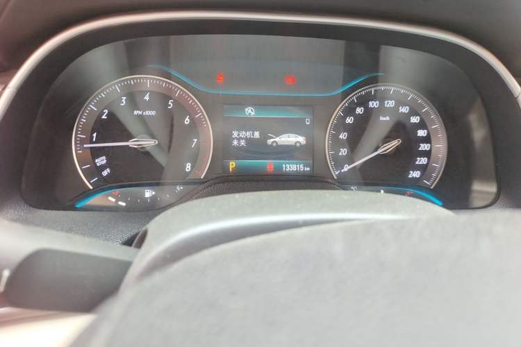 Used Buick GT 2016 15N Automatic Elite Edition Odometer Close Up