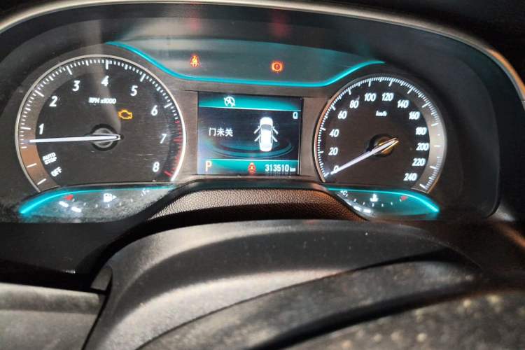 Used Buick GT 2016 15N Automatic Elite Edition Odometer Close Up