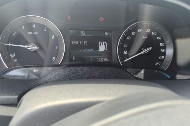 Used Buick GT 2016 15N Automatic Elite Edition Odometer Close Up