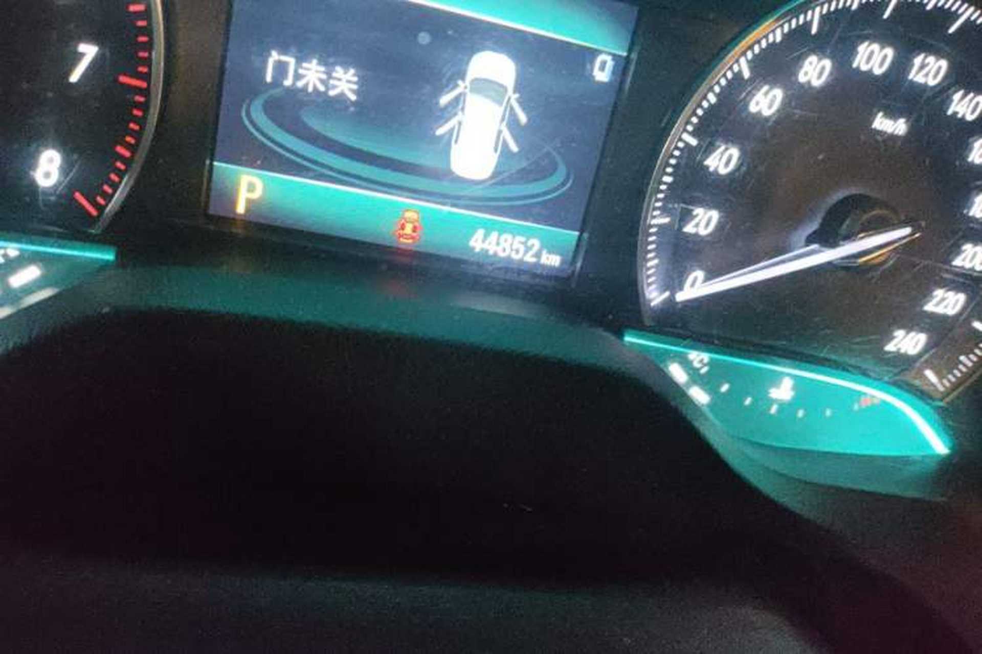 Used Buick GT 2016 15N Automatic Elite Edition Odometer Close Up