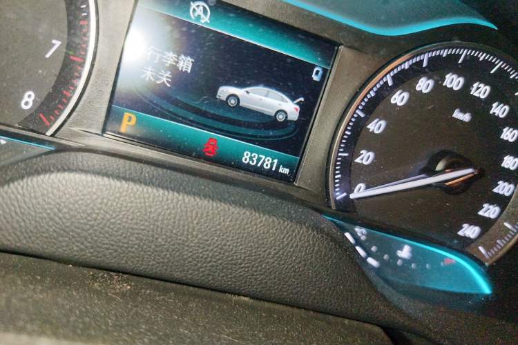 Used Buick GT 2016 15N Automatic Elite Edition Odometer Close Up