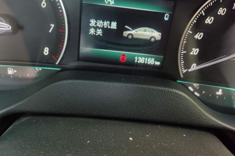 Used Buick GT 2016 15N Manual Elite Edition Odometer Close Up
