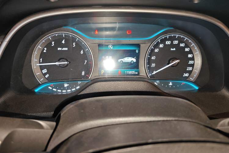 Used Buick GT 2016 15N Automatic Elite Edition Odometer Close Up