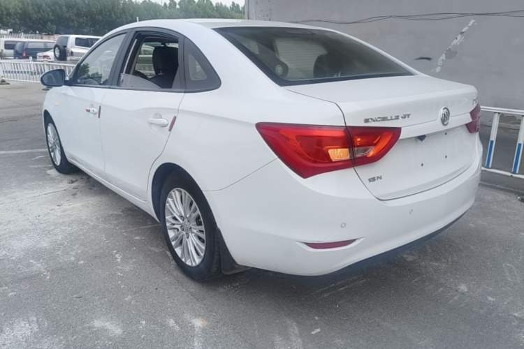Used Buick GT 2016 15N Manual Elite Edition Rear Left 45 Deg